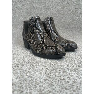 Fergie Y2K Ankle Boots Faux Snake Skin Size 5 Chelsea Bootie Shoes